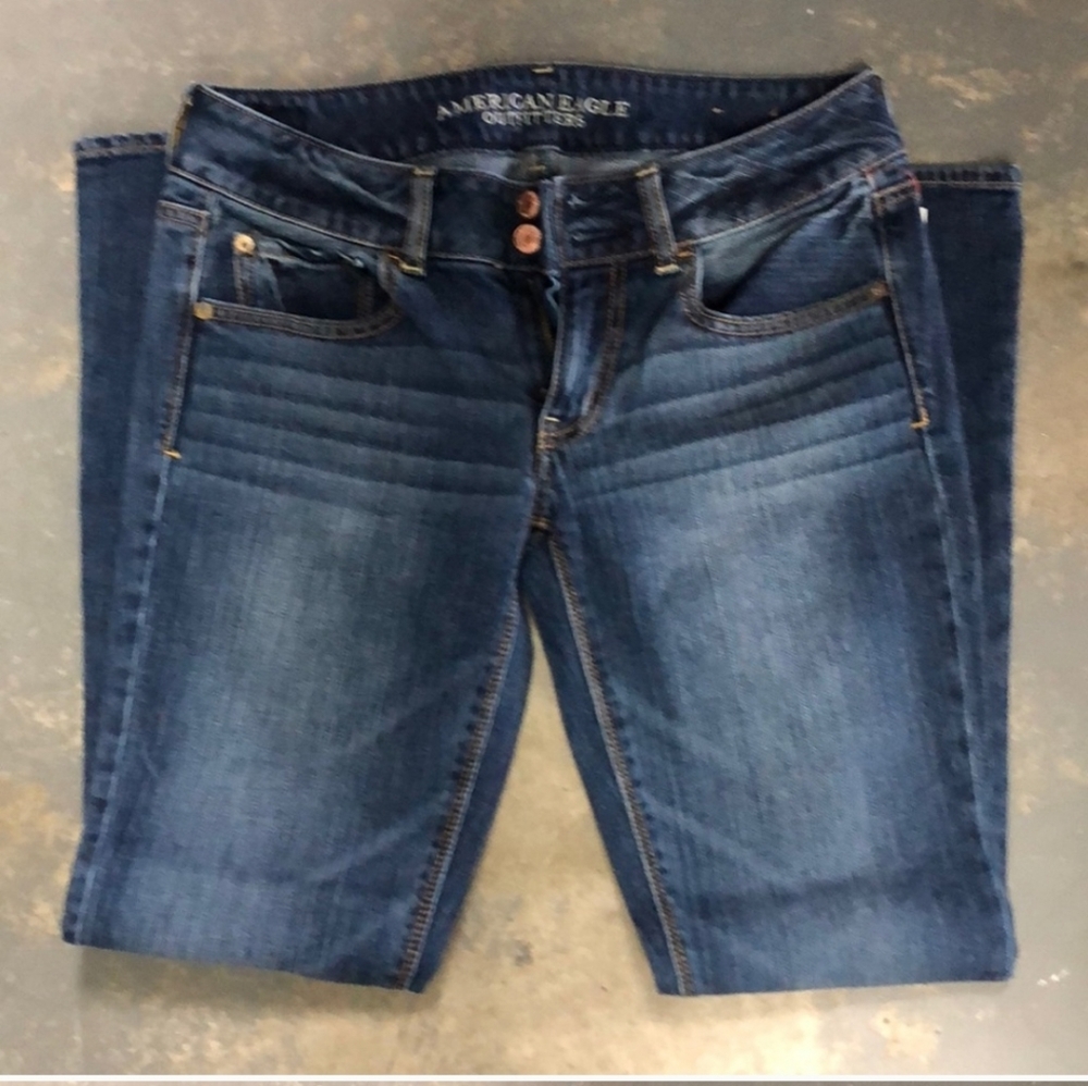 American Eagle Size 6 Artist Stretch